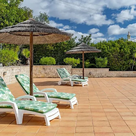 Luxurious And Peaceful 3 Bedroom *